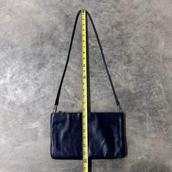 Vintage Navy Blue Purse Gold Accents Shoulder Strap 1980s Clemente Retro Bag - Picture 8 of 9